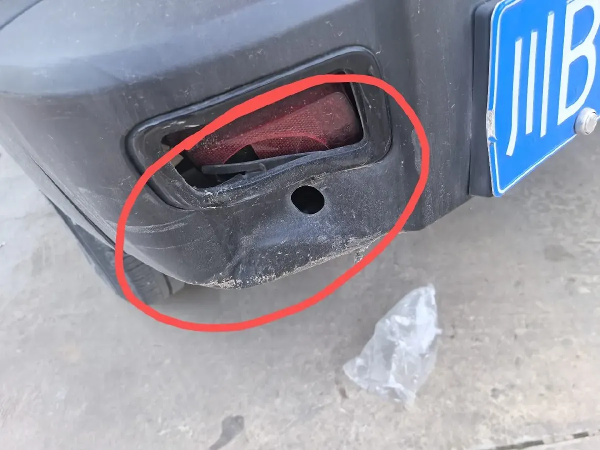 2023 Tank 300 2.0T 227HP L4 8AT,autocango,china used car exporter,china ev exporter,chinese used car exporter,chinese used ev exporter