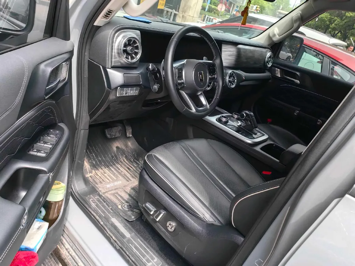 2023 Tank 300 2.0T 227HP L4 8AT,autocango,china used car exporter,china ev exporter,chinese used car exporter,chinese used ev exporter