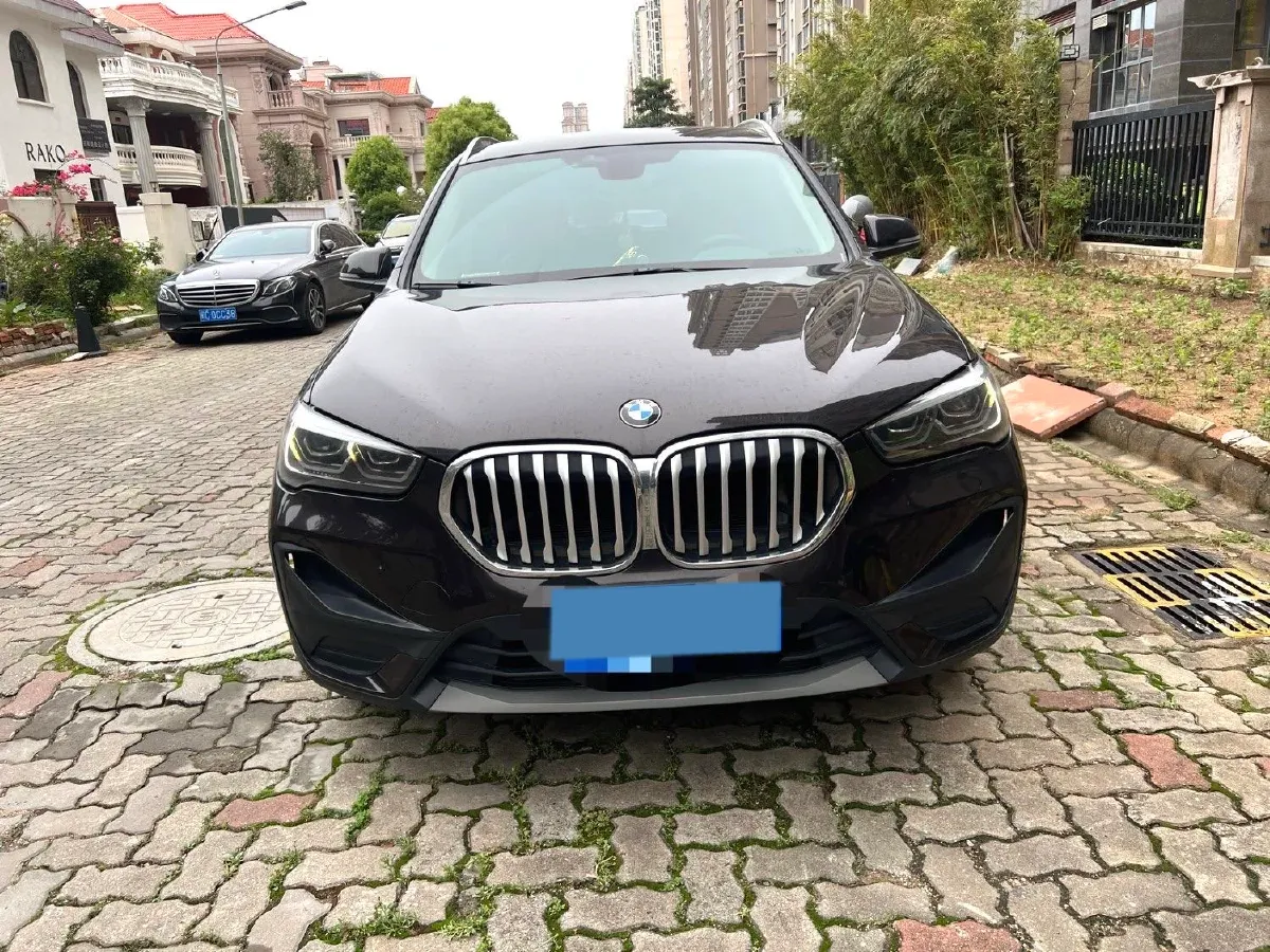 2020 BMW X1 1.5T 140HP L3 7DCT,autocango,china used car exporter,china ev exporter,chinese used car exporter,chinese used ev exporter