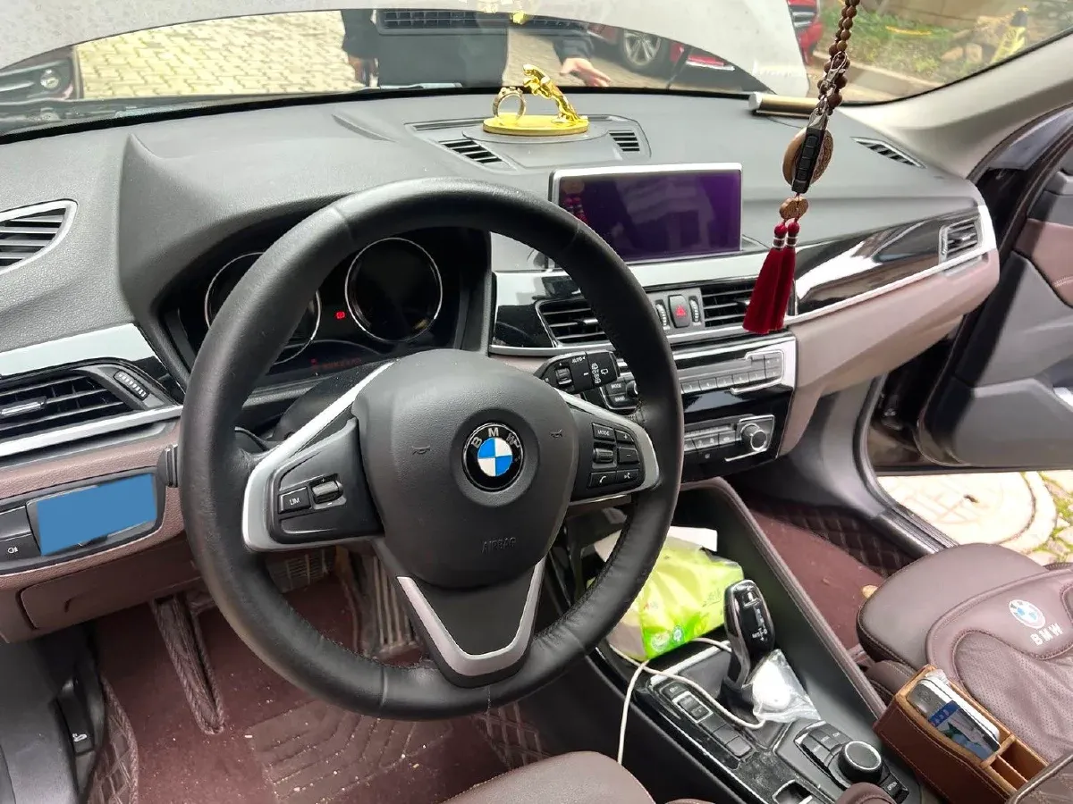 2020 BMW X1 1.5T 140HP L3 7DCT,autocango,china used car exporter,china ev exporter,chinese used car exporter,chinese used ev exporter