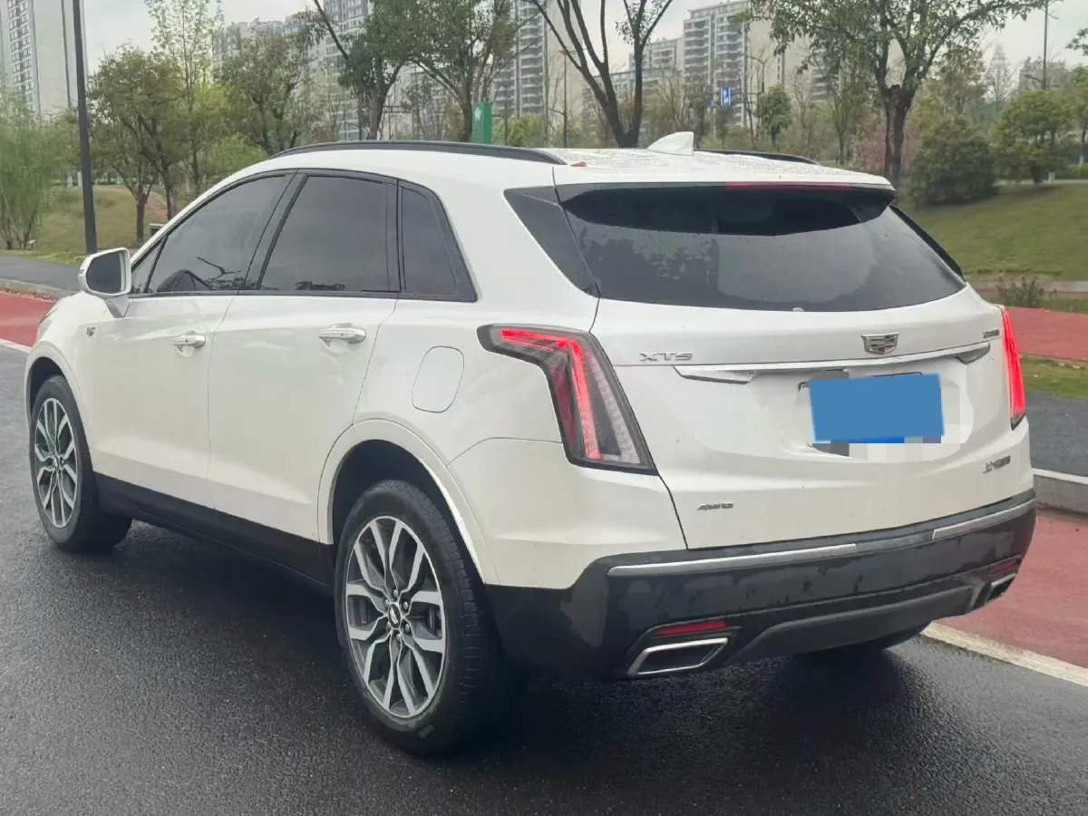 2024 Cadillac XT5 2.0T 237HP L4 9AT,autocango,china used car exporter,china ev exporter,chinese used car exporter,chinese used ev exporter