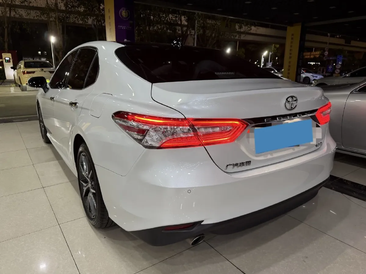 2021 Toyota Camry 2.5L 209HP L4 8AT,autocango,china used car exporter,china ev exporter,chinese used car exporter,chinese used ev exporter