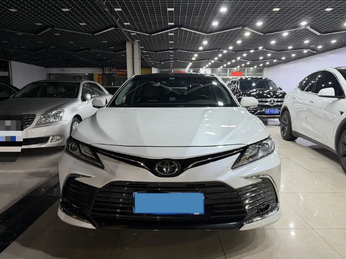 2021 Toyota Camry 2.5L 209HP L4 8AT,autocango,china used car exporter,china ev exporter,chinese used car exporter,chinese used ev exporter