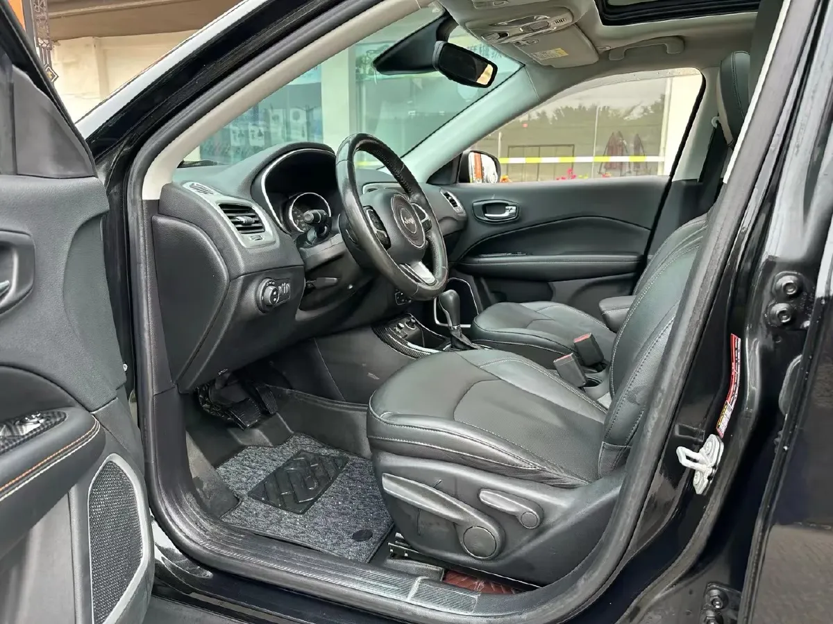 2017 Jeep Compass 1.4T 165HP L4 7DCT,autocango,china used car exporter,china ev exporter,chinese used car exporter,chinese used ev exporter