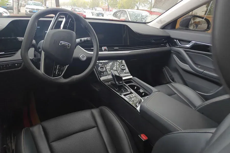 2023 Bestune B70 1.5T 169HP L4 7DCT,autocango,china used car exporter,china ev exporter,chinese used car exporter,chinese used ev exporter