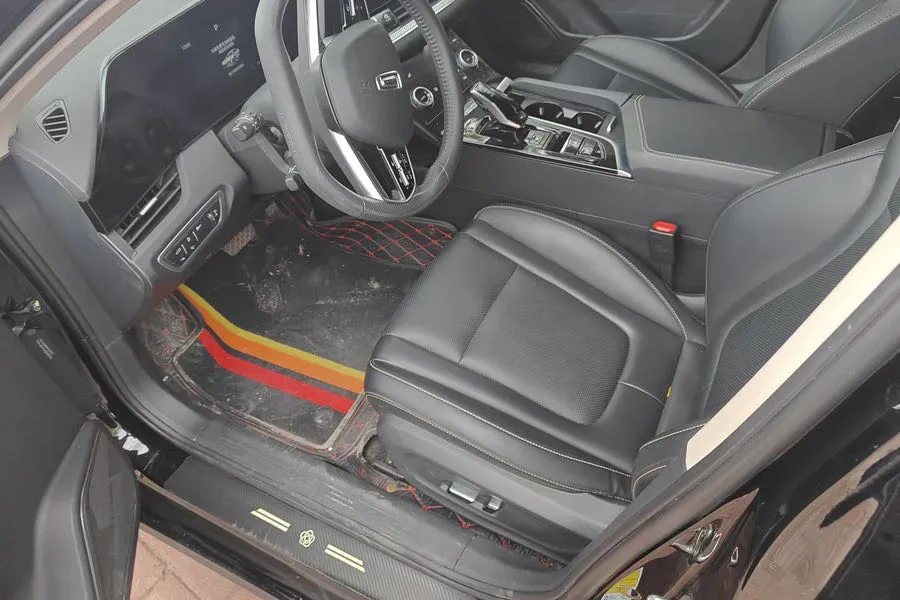 2023 Bestune B70 1.5T 169HP L4 7DCT,autocango,china used car exporter,china ev exporter,chinese used car exporter,chinese used ev exporter