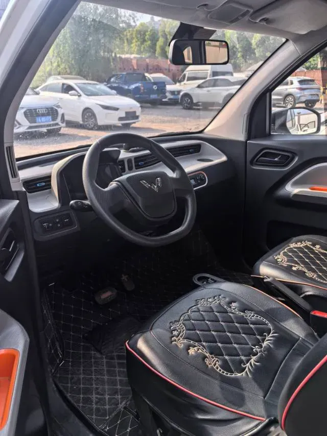 2021 WuLing HongGuang MINI EV BEV 9.3KWH,autocango,china used car exporter,china ev exporter,chinese used car exporter,chinese used ev exporter