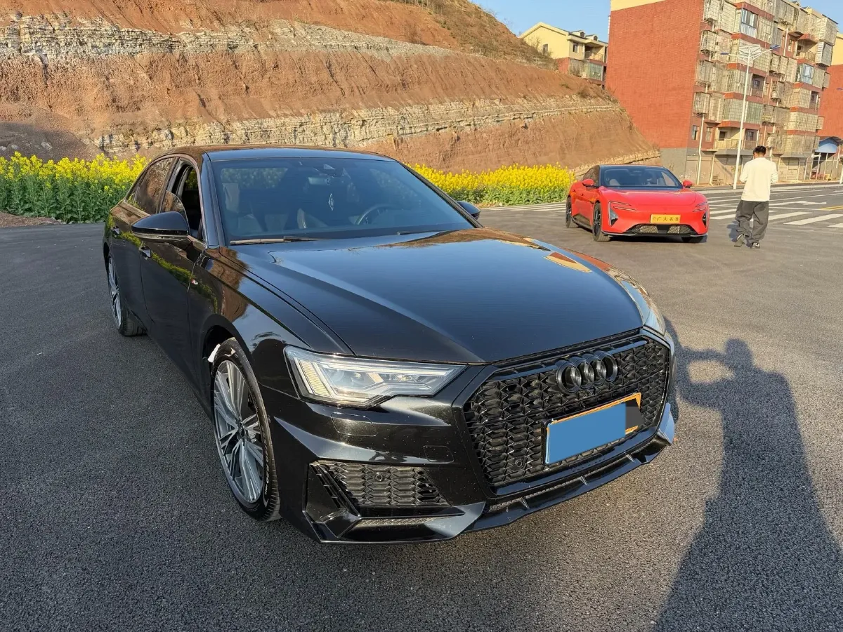 2023 Audi A6L 2.0T 245HP L4 7DCT,autocango,china used car exporter,china ev exporter,chinese used car exporter,chinese used ev exporter