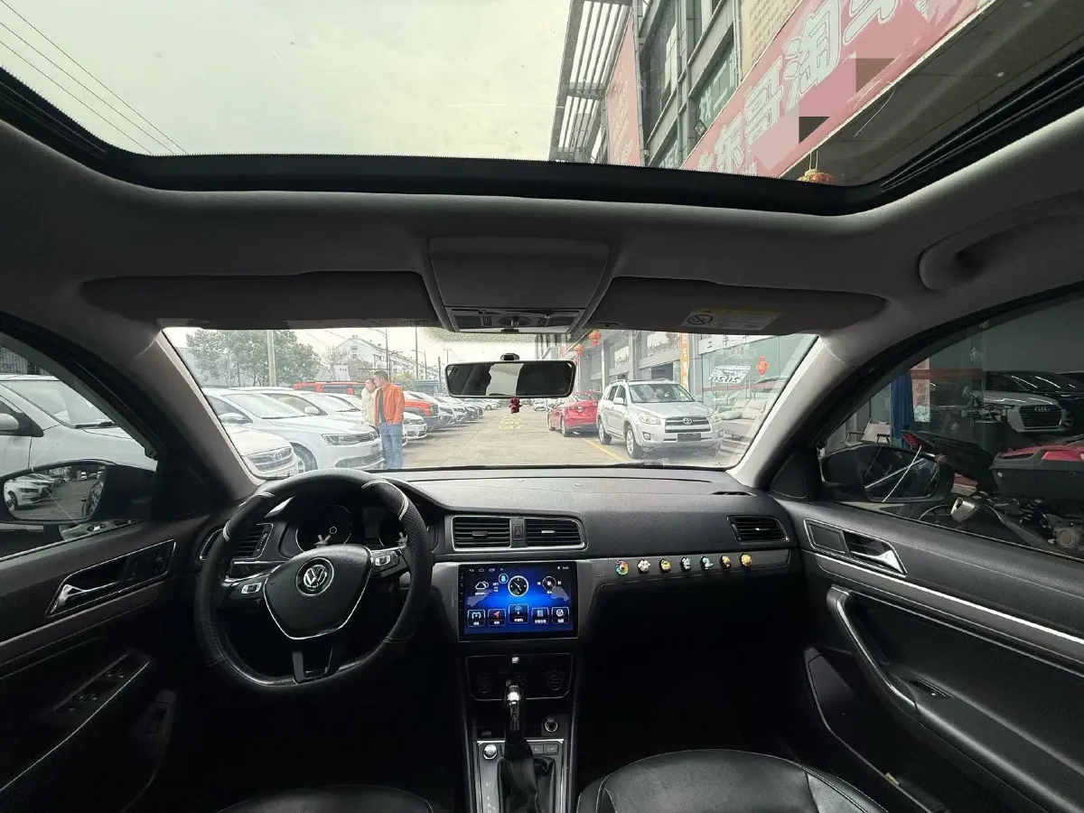 2017 Volkswagen Lavida 1.4T 131HP L4 7DCT,autocango,china used car exporter,china ev exporter,chinese used car exporter,chinese used ev exporter