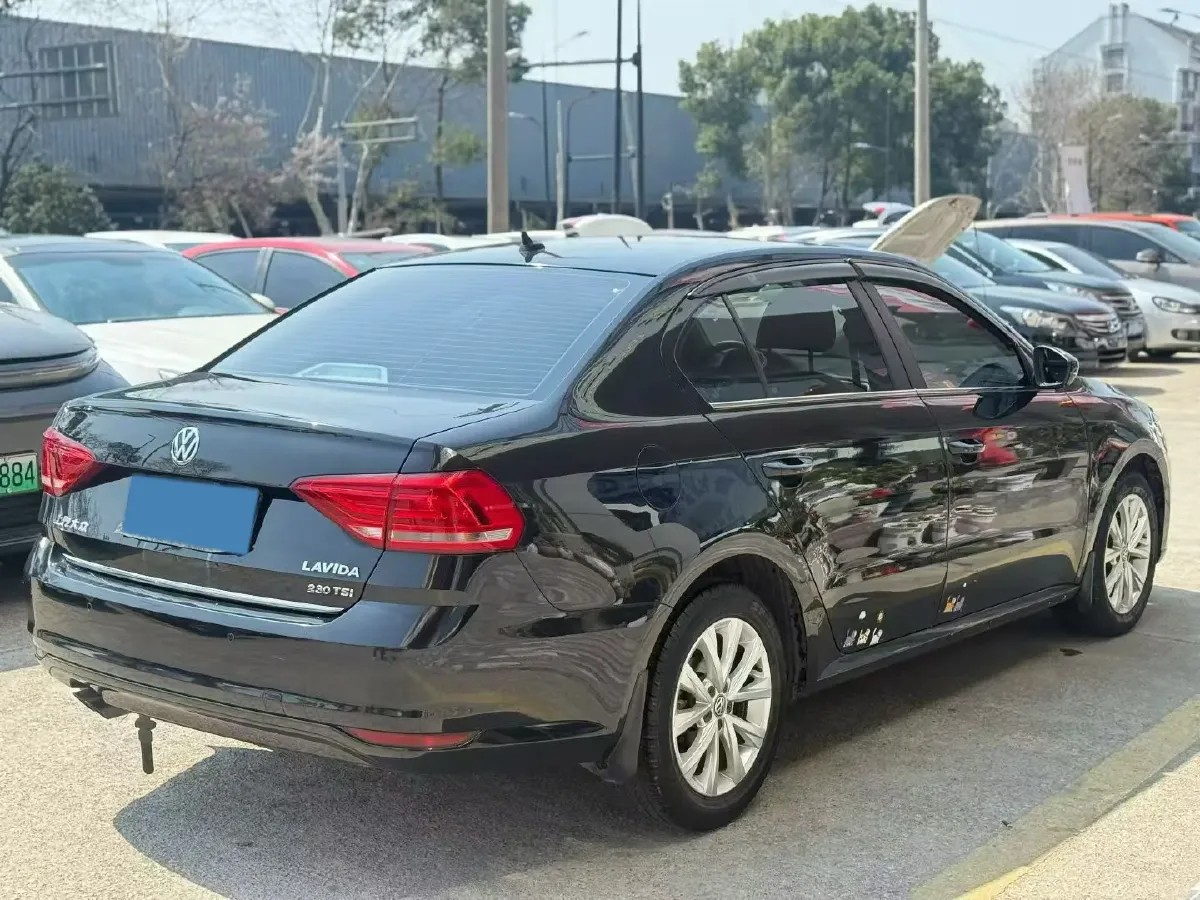 2017 Volkswagen Lavida 1.4T 131HP L4 7DCT,autocango,china used car exporter,china ev exporter,chinese used car exporter,chinese used ev exporter