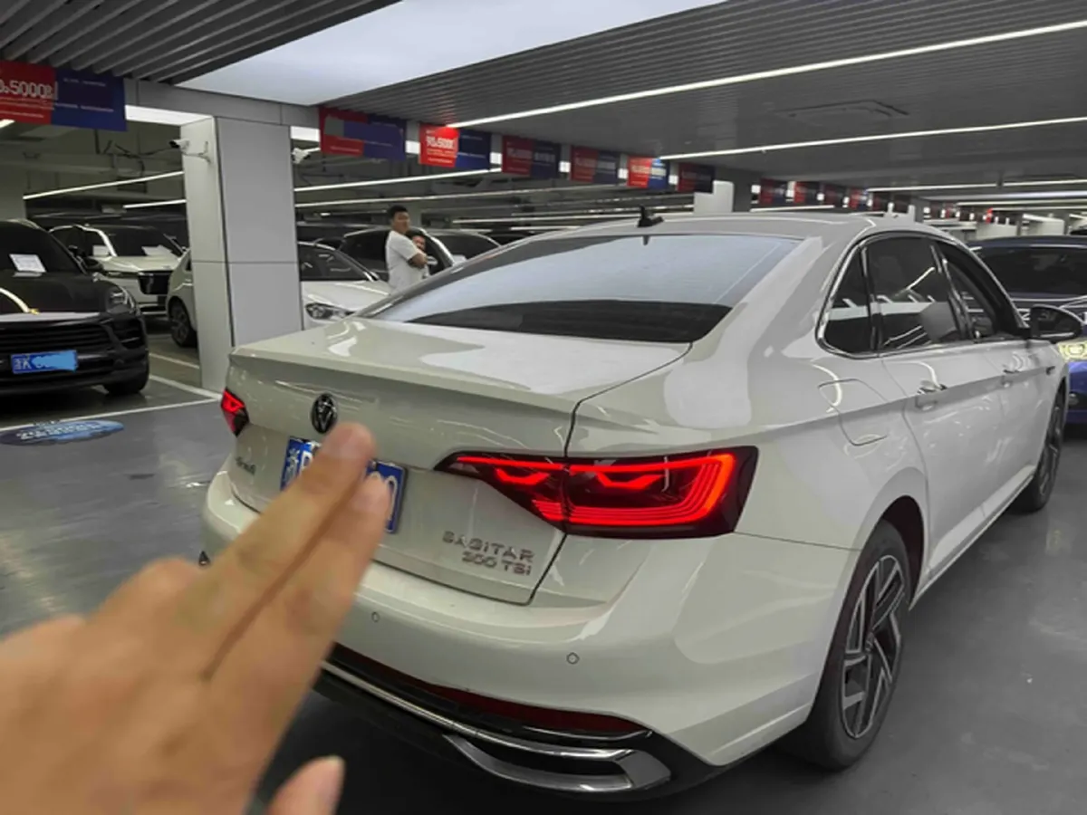 2023 Volkswagen Sagitar 1.5T 160HP L4 7DCT,autocango,china used car exporter,china ev exporter,chinese used car exporter,chinese used ev exporter