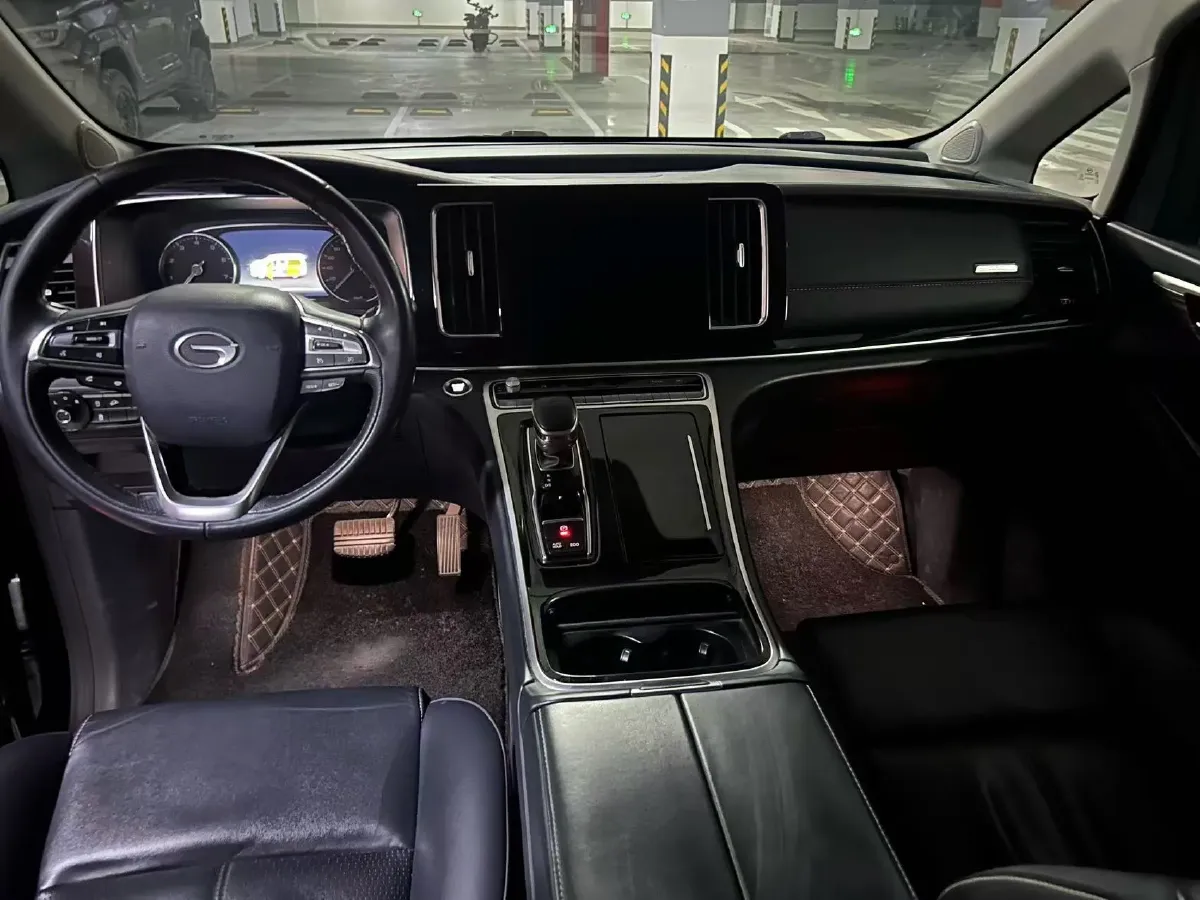 2021 GAC Trumpchi M8 2.0T 252HP L4 8AT,autocango,china used car exporter,china ev exporter,chinese used car exporter,chinese used ev exporter