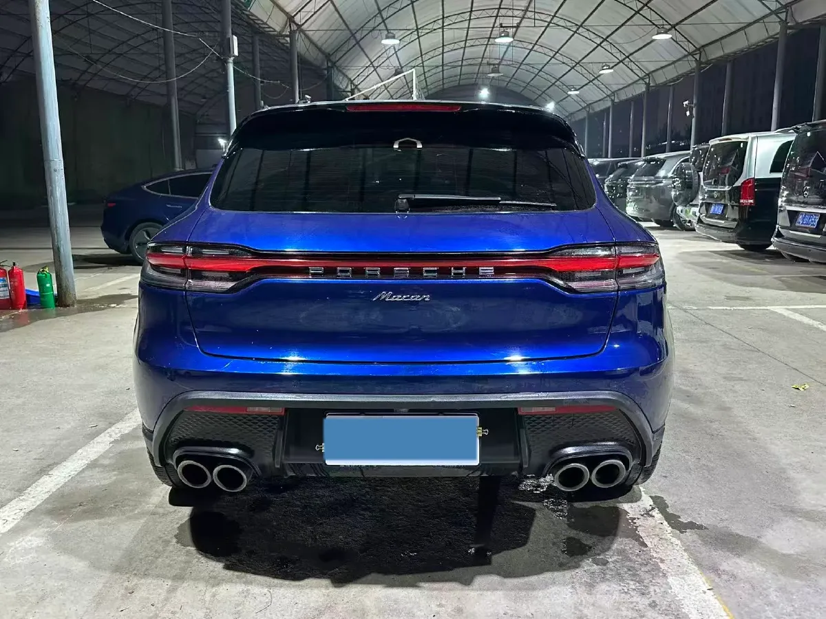 2023 Porsche Macan 2.0T 265HP L4 7DCT,autocango,china used car exporter,china ev exporter,chinese used car exporter,chinese used ev exporter