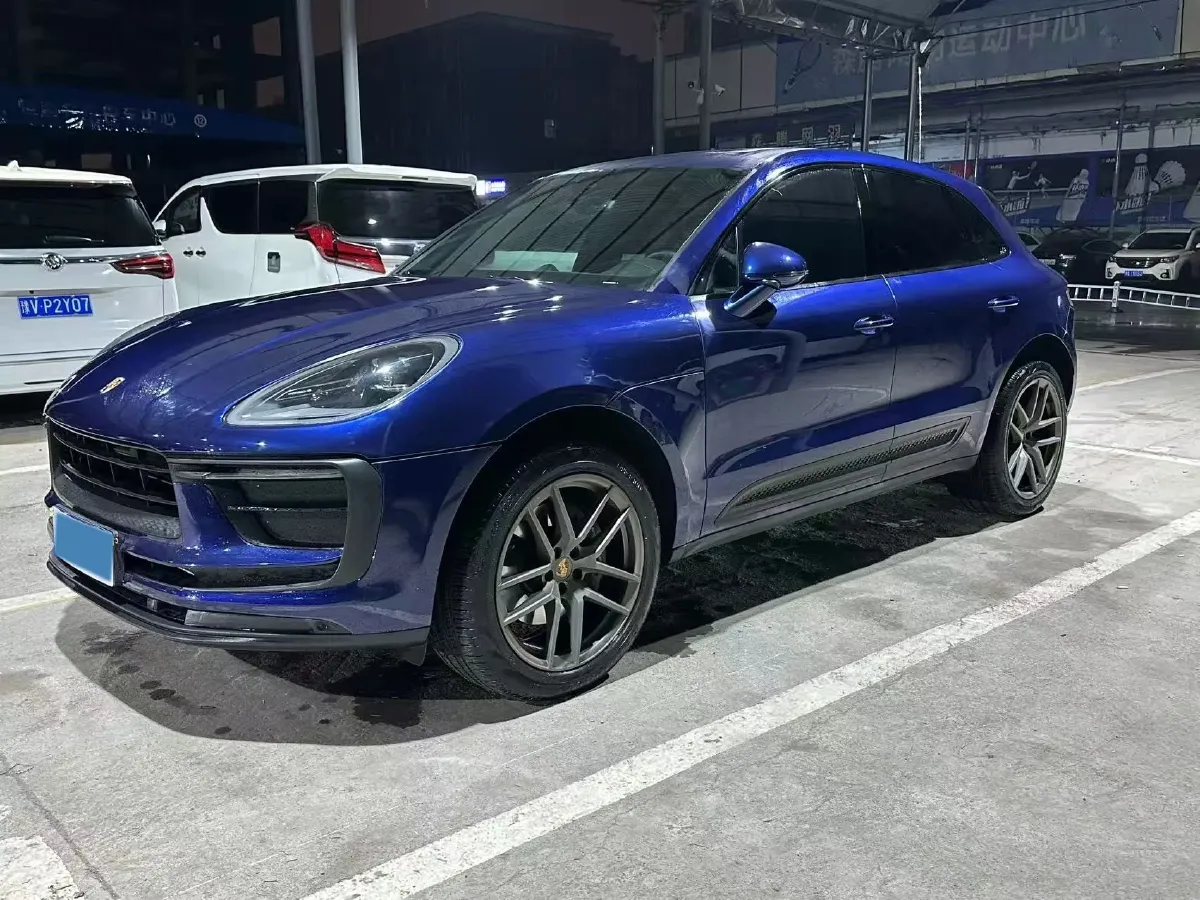 2023 Porsche Macan 2.0T 265HP L4 7DCT,autocango,china used car exporter,china ev exporter,chinese used car exporter,chinese used ev exporter