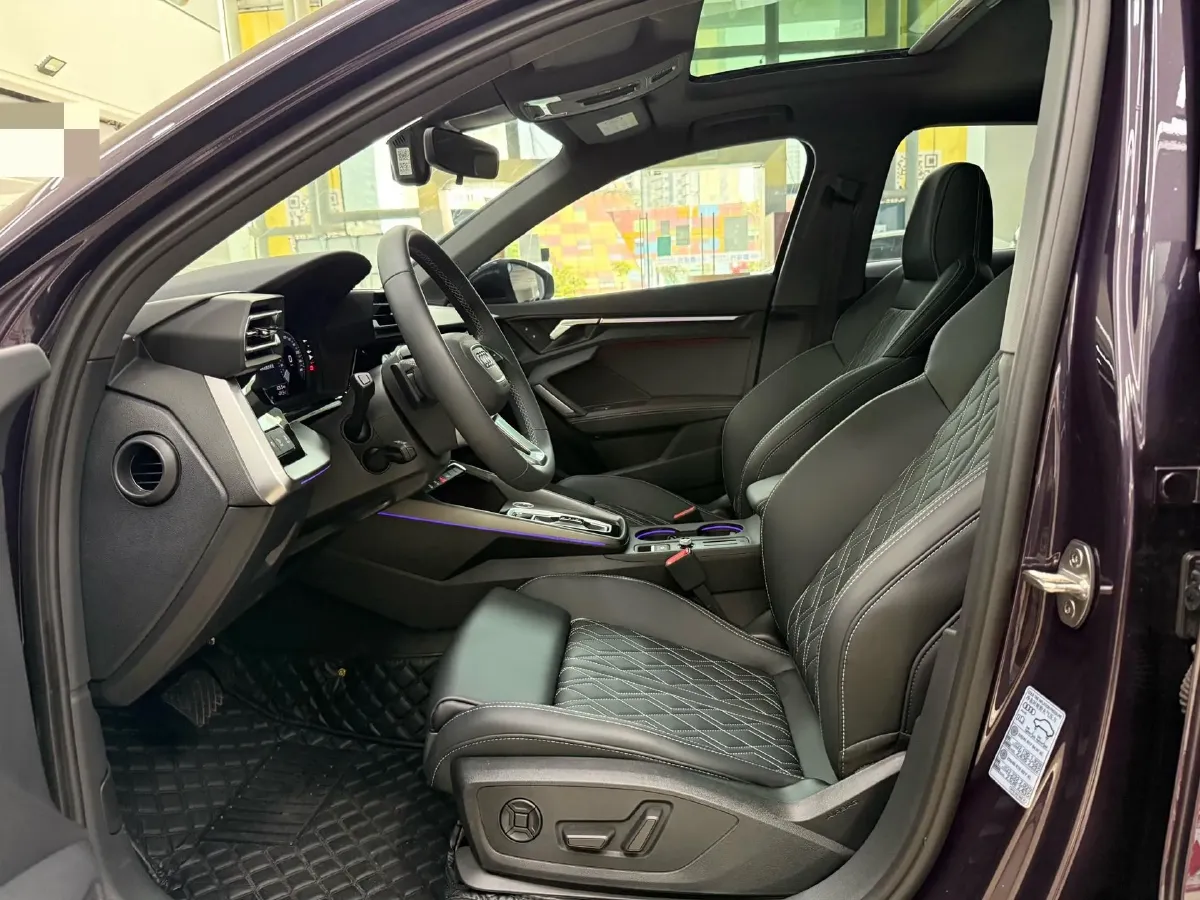 2025 Audi A3 1.5T 160HP L4 7DCT,autocango,china used car exporter,china ev exporter,chinese used car exporter,chinese used ev exporter