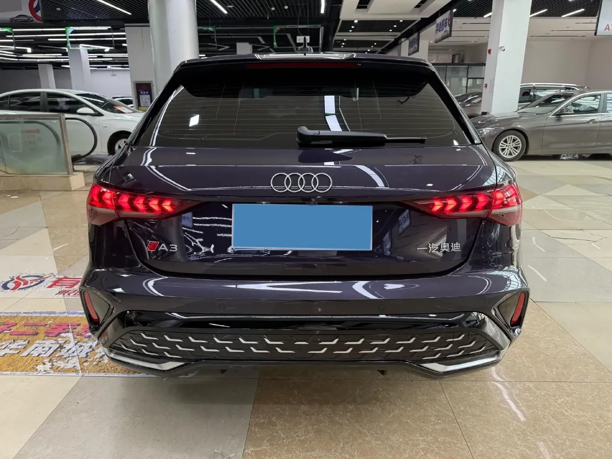 2025 Audi A3 1.5T 160HP L4 7DCT,autocango,china used car exporter,china ev exporter,chinese used car exporter,chinese used ev exporter