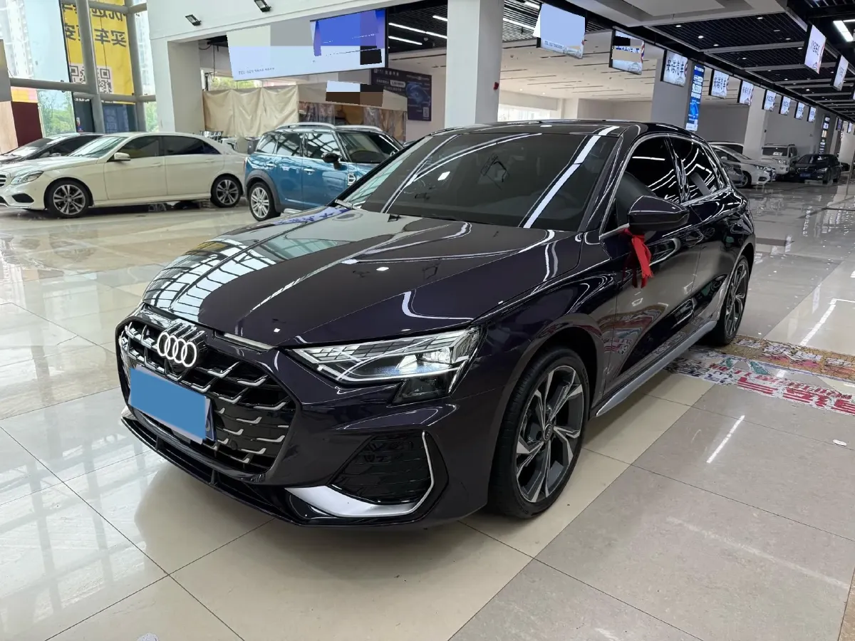 2025 Audi A3 1.5T 160HP L4 7DCT,autocango,china used car exporter,china ev exporter,chinese used car exporter,chinese used ev exporter