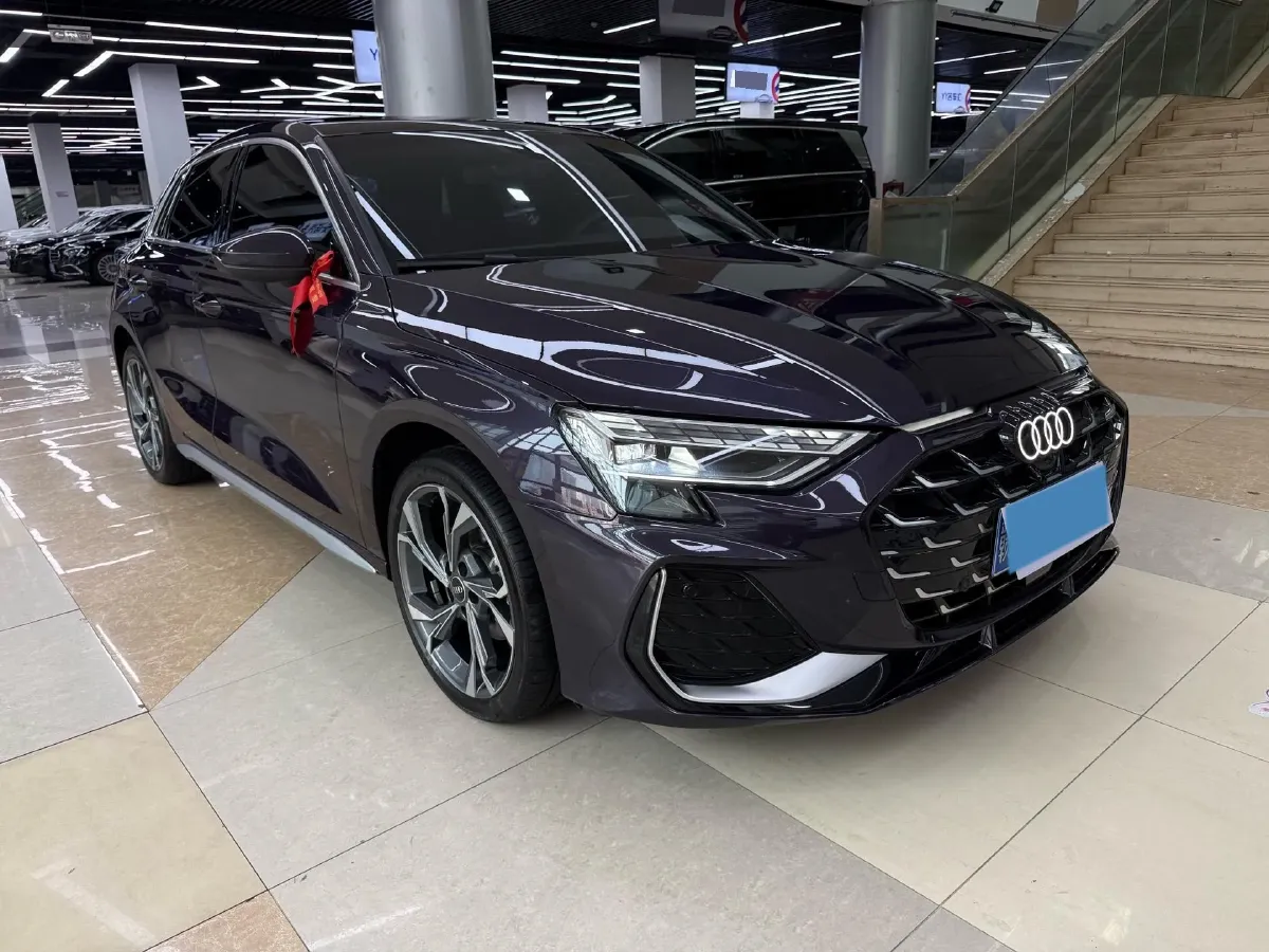 2025 Audi A3 1.5T 160HP L4 7DCT,autocango,china used car exporter,china ev exporter,chinese used car exporter,chinese used ev exporter