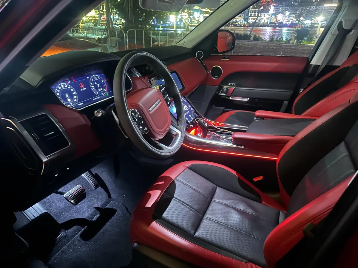 2021 Land Rover Range Rover Sport 3.0T 400HP L6 8AT,autocango,china used car exporter,china ev exporter,chinese used car exporter,chinese used ev exporter