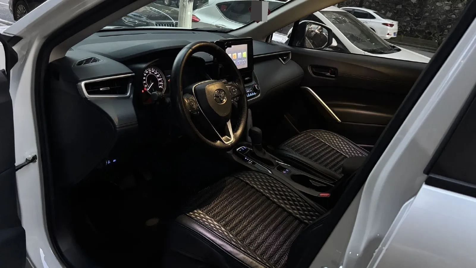 2023 Toyota Frontlander 2.0L 171HP L4 CVT,autocango,china used car exporter,china ev exporter,chinese used car exporter,chinese used ev exporter