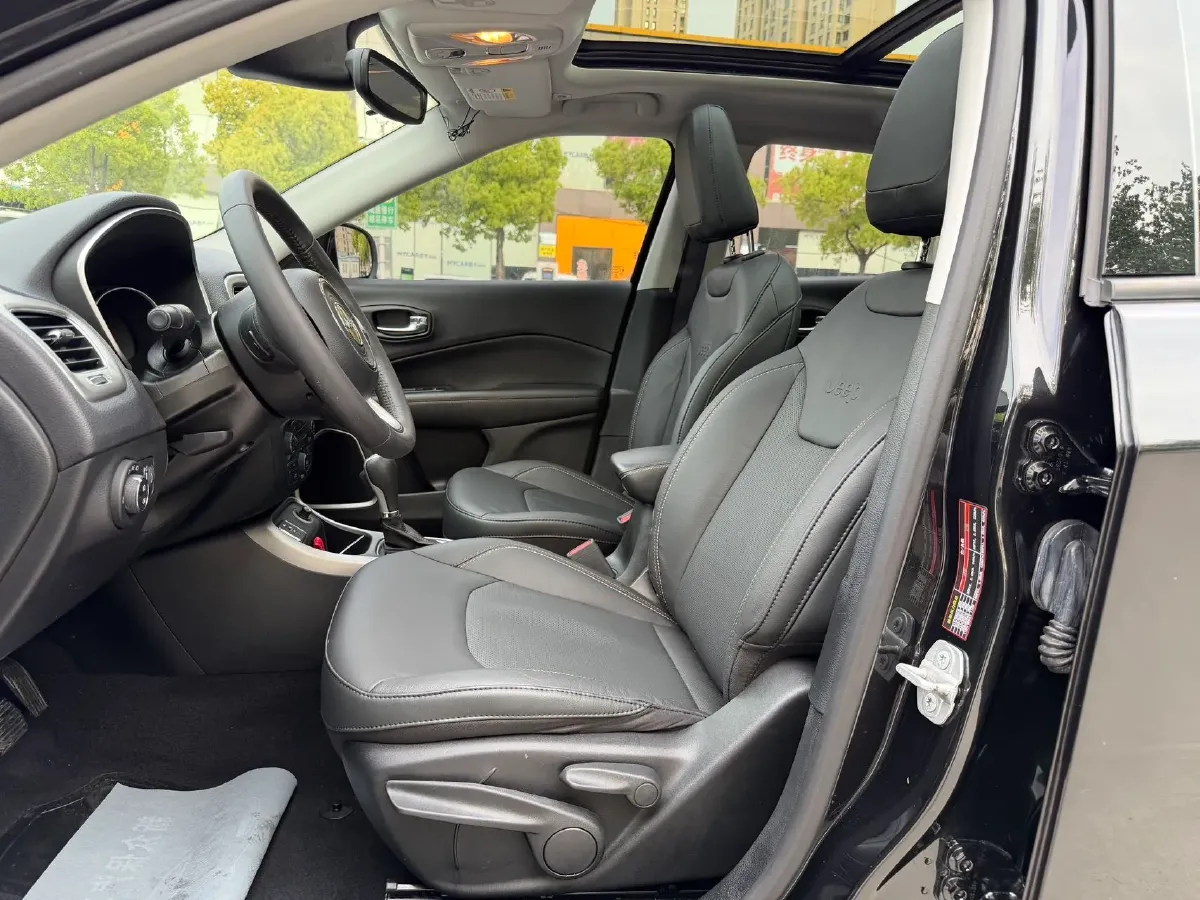 2017 Jeep Compass 1.4T 165HP L4 7DCT,autocango,china used car exporter,china ev exporter,chinese used car exporter,chinese used ev exporter