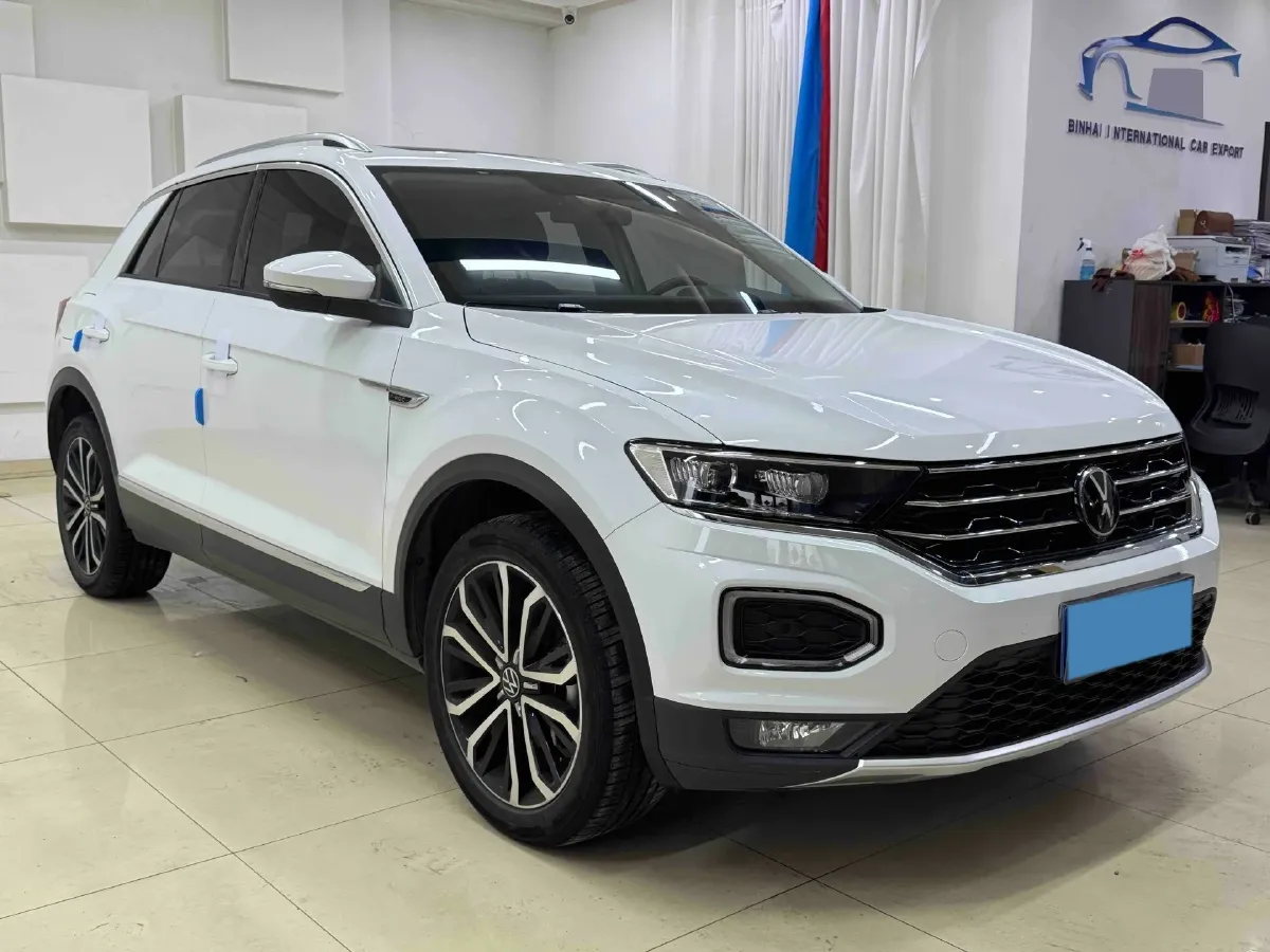 2022 Volkswagen T-Roc 1.4T 150HP L4 7DCT,autocango,china used car exporter,china ev exporter,chinese used car exporter,chinese used ev exporter