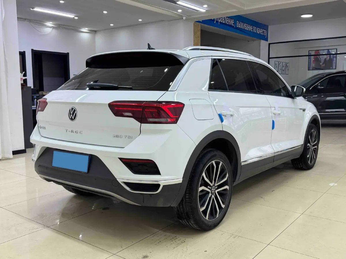 2022 Volkswagen T-Roc 1.4T 150HP L4 7DCT,autocango,china used car exporter,china ev exporter,chinese used car exporter,chinese used ev exporter