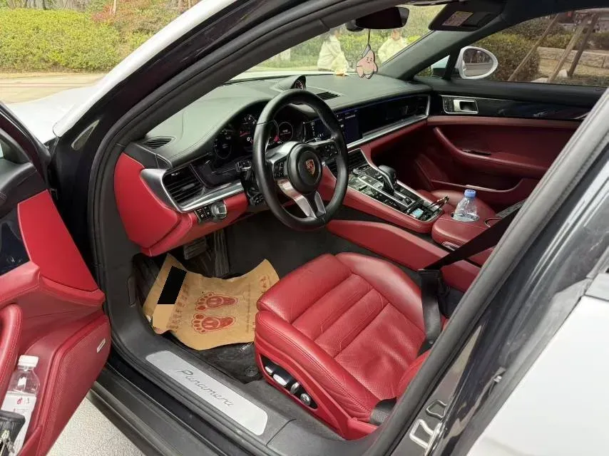 2017 BMW X6 3.0T 306HP L6 8AT,autocango,china used car exporter,china ev exporter,chinese used car exporter,chinese used ev exporter