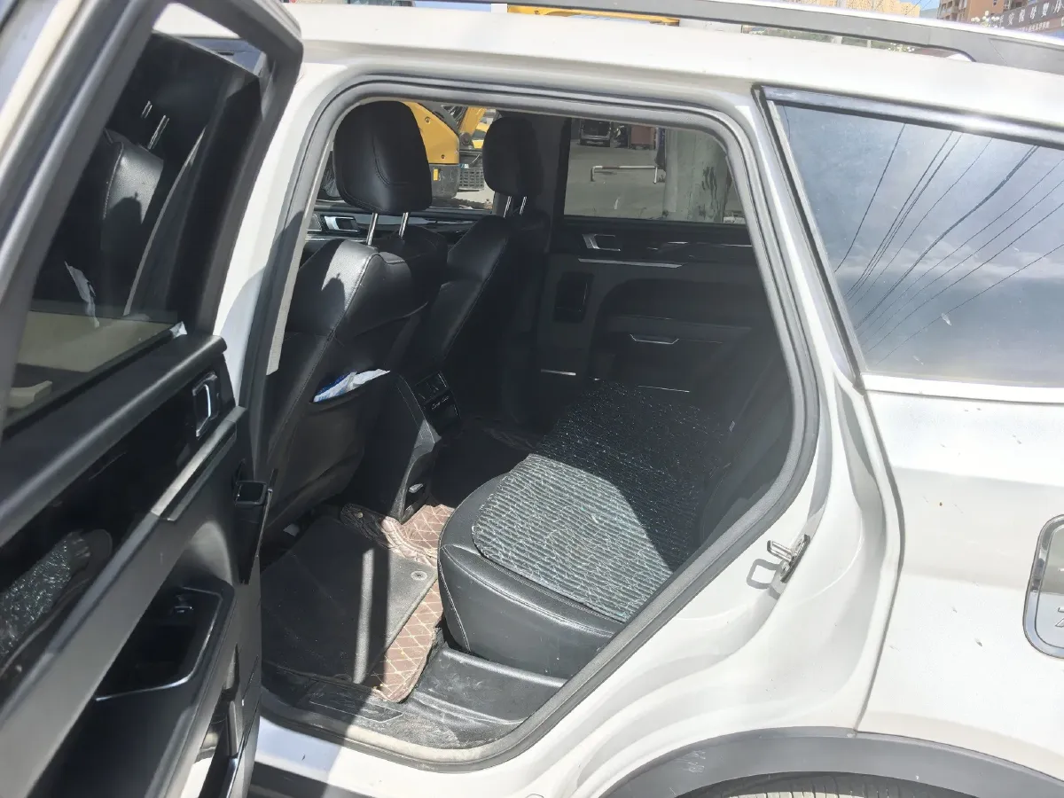 2017 Zotye T700 1.8T 177HP L4 6DCT,autocango,china used car exporter,china ev exporter,chinese used car exporter,chinese used ev exporter