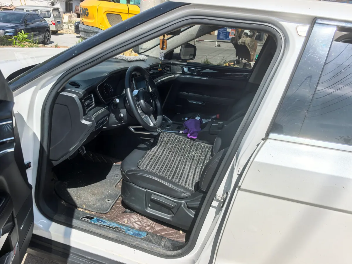 2017 Zotye T700 1.8T 177HP L4 6DCT,autocango,china used car exporter,china ev exporter,chinese used car exporter,chinese used ev exporter