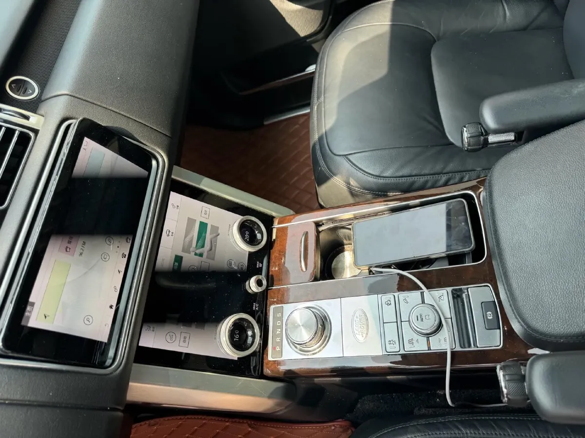 2022 Land Rover Range Rover 3.0T 360HP L6 8AT,autocango,china used car exporter,china ev exporter,chinese used car exporter,chinese used ev exporter