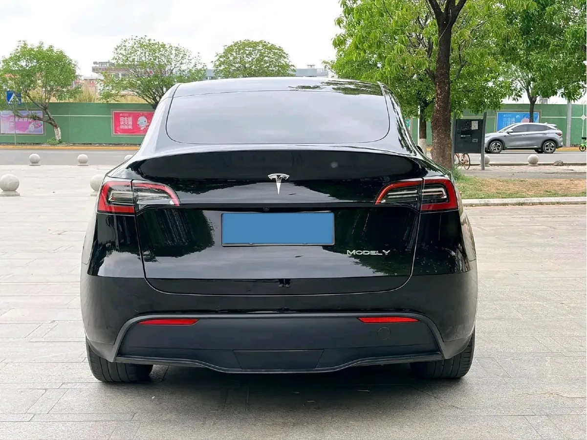 2022 Tesla Model Y BEV 60KWH,autocango,china used car exporter,china ev exporter,chinese used car exporter,chinese used ev exporter