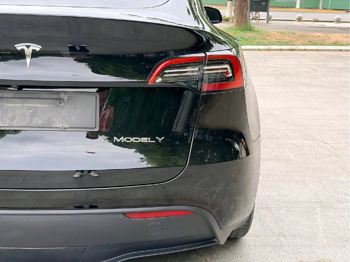 2022 Tesla Model Y BEV 60KWH,autocango,china used car exporter,china ev exporter,chinese used car exporter,chinese used ev exporter