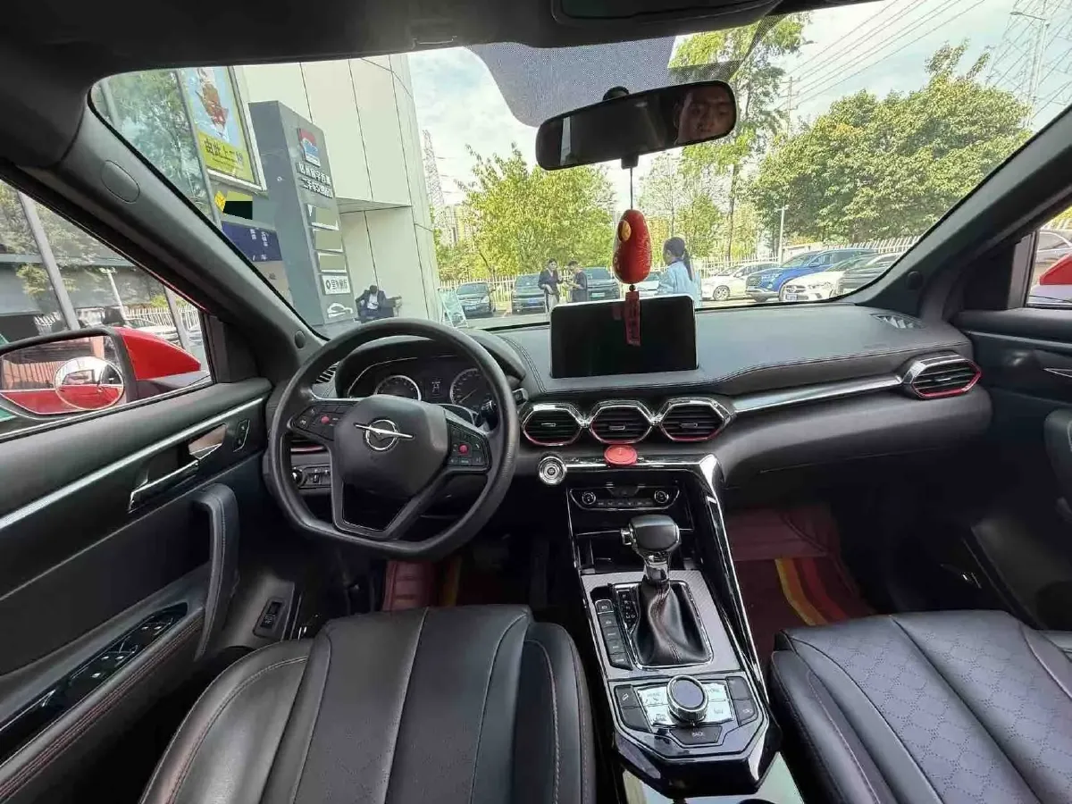 2020 HaiMa 8S 1.6T 195HP L4 6AT,autocango,china used car exporter,china ev exporter,chinese used car exporter,chinese used ev exporter