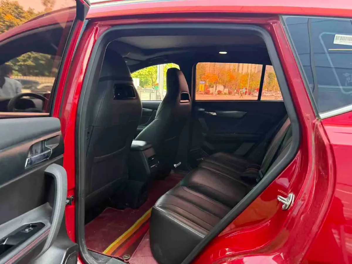 2020 HaiMa 8S 1.6T 195HP L4 6AT,autocango,china used car exporter,china ev exporter,chinese used car exporter,chinese used ev exporter