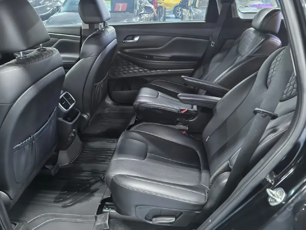 2021 Toyota RAV4 2.5L 178HP L4 E-CVT Hybrid,autocango,china used car exporter,china ev exporter,chinese used car exporter,chinese used ev exporter