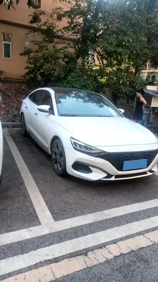 2019 Hyundai La Festa 1.6T 190HP L4 7DCT,autocango,china used car exporter,china ev exporter,chinese used car exporter,chinese used ev exporter