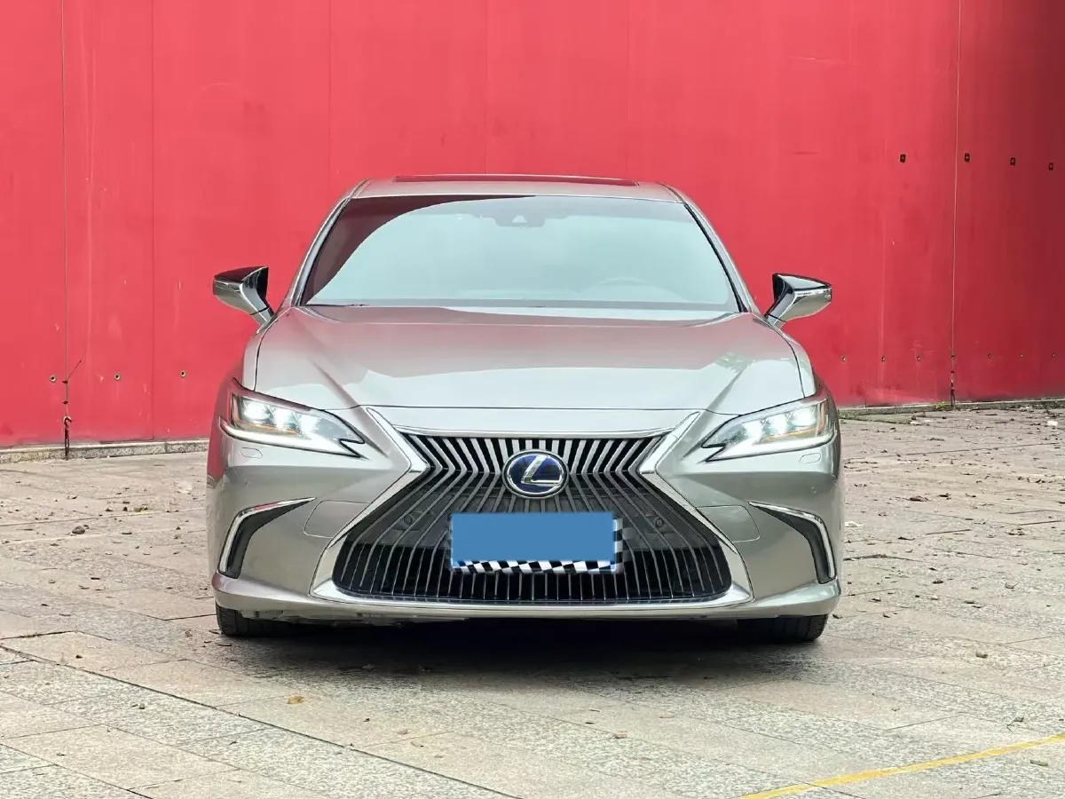2021 Lexus ES 2.5L 178HP L4 E-CVT Hybrid,autocango,china used car exporter,china ev exporter,chinese used car exporter,chinese used ev exporter