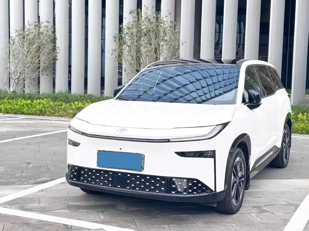 2025 Toyota BZ3X BEV 58.37KWH,autocango,china used car exporter,china ev exporter,chinese used car exporter,chinese used ev exporter