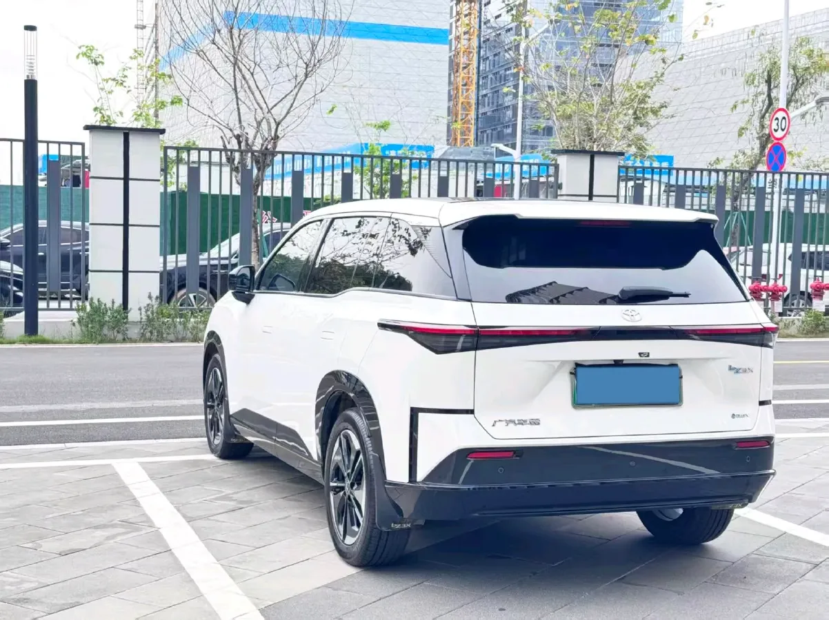 2025 Toyota BZ3X BEV 58.37KWH,autocango,china used car exporter,china ev exporter,chinese used car exporter,chinese used ev exporter