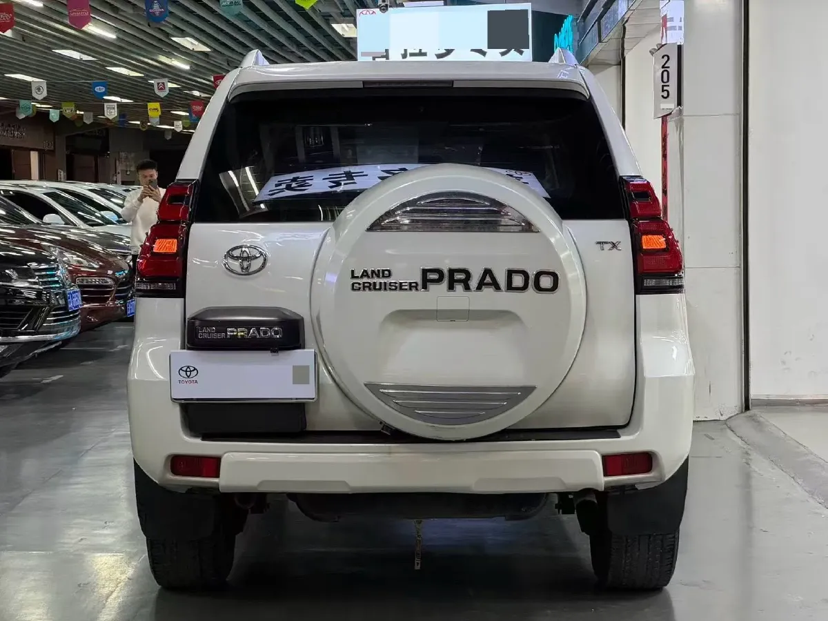 2015 Jaguar XF 2.0T 240HP L4 8AT,autocango,china used car exporter,china ev exporter,chinese used car exporter,chinese used ev exporter