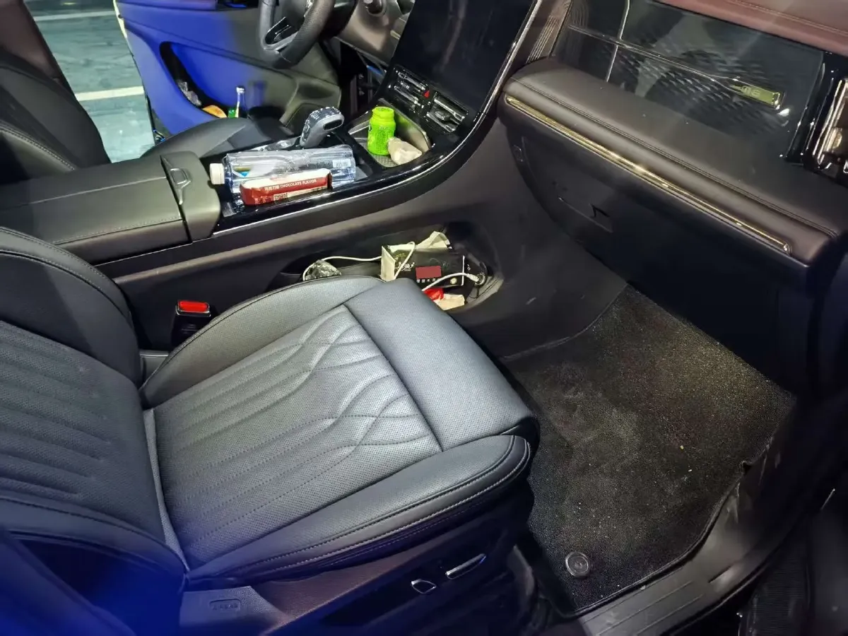 2024 GAC Trumpchi M8 2.0T 190HP L4 2DHT Hybrid,autocango,china used car exporter,china ev exporter,chinese used car exporter,chinese used ev exporter