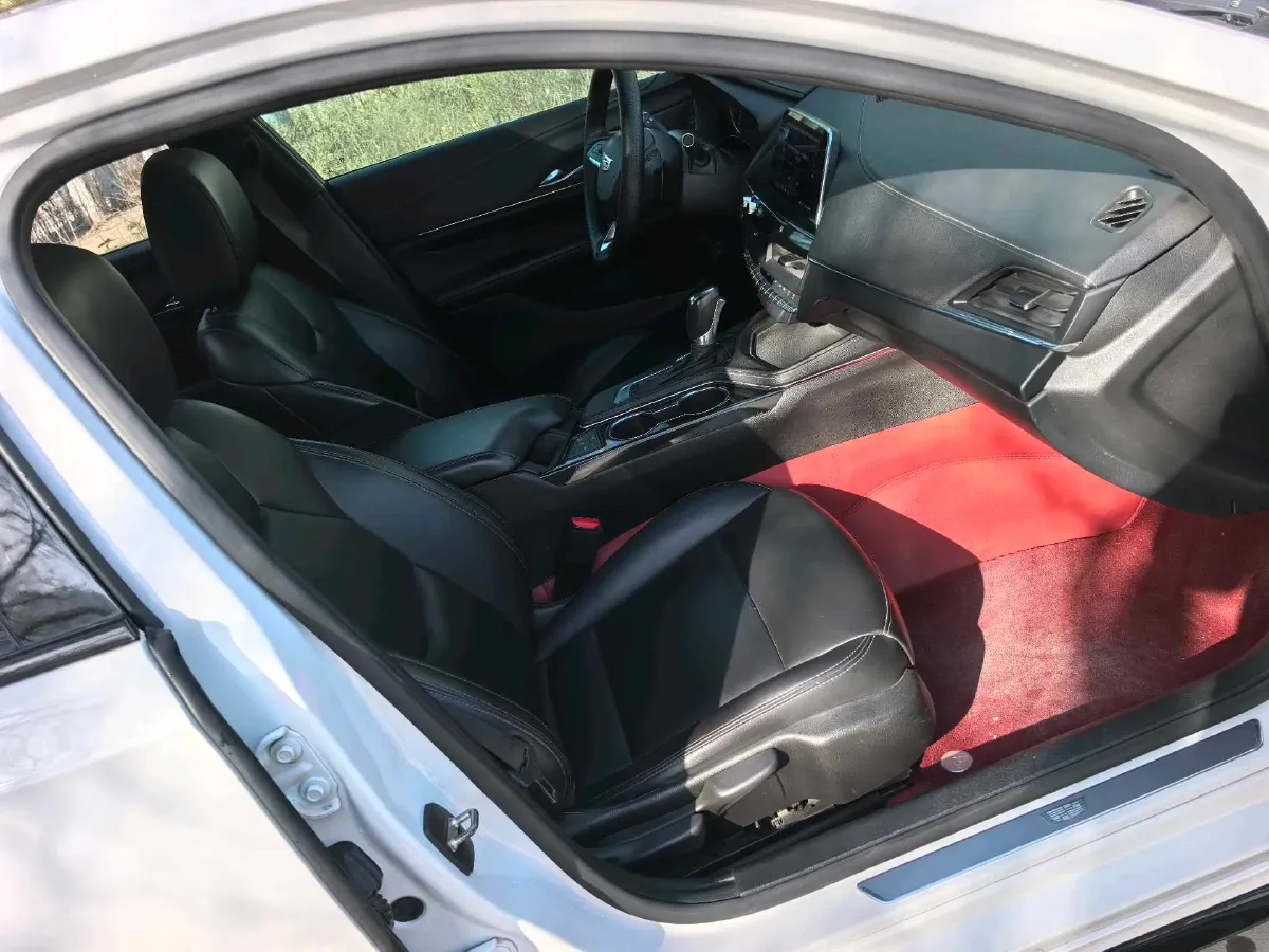 2021 Cadillac CT4 2.0T 237HP L4 8AT,autocango,china used car exporter,china ev exporter,chinese used car exporter,chinese used ev exporter