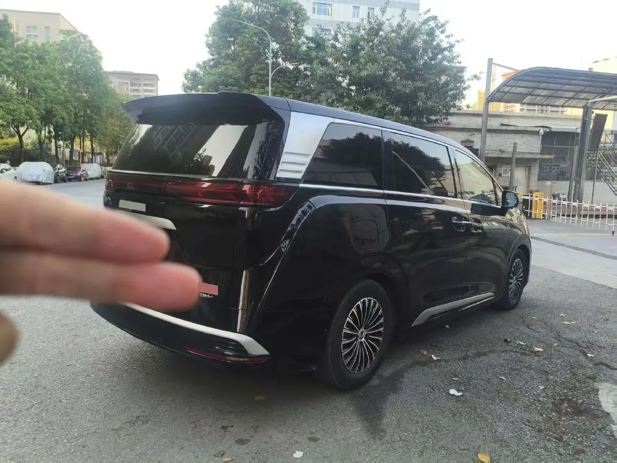 2022 BMW X2 2.0T 192HP L4 8AT,autocango,china used car exporter,china ev exporter,chinese used car exporter,chinese used ev exporter