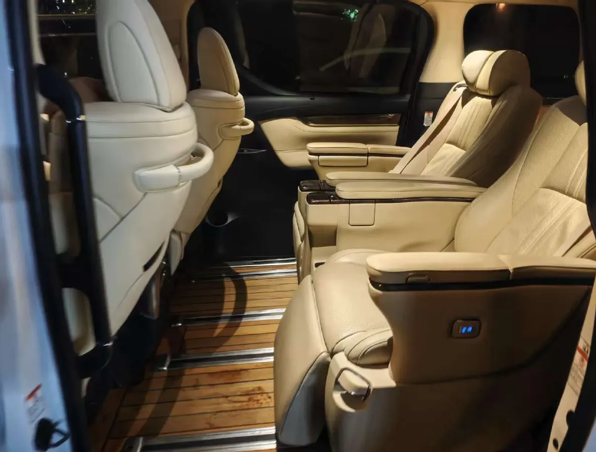2019 Toyota Alphard 2.5L 117HP L4 E-CVT Hybrid,autocango,china used car exporter,china ev exporter,chinese used car exporter,chinese used ev exporter