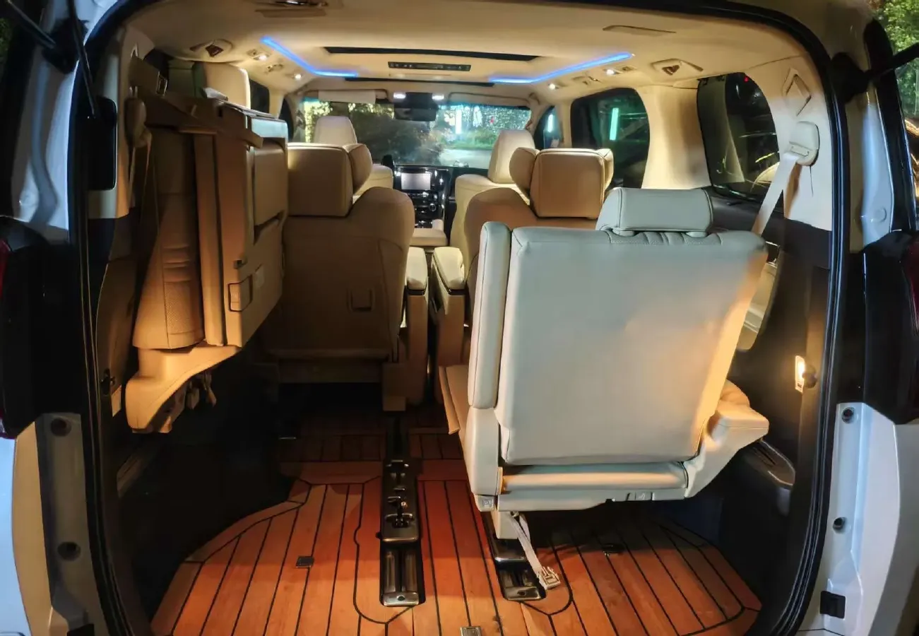 2019 Toyota Alphard 2.5L 117HP L4 E-CVT Hybrid,autocango,china used car exporter,china ev exporter,chinese used car exporter,chinese used ev exporter