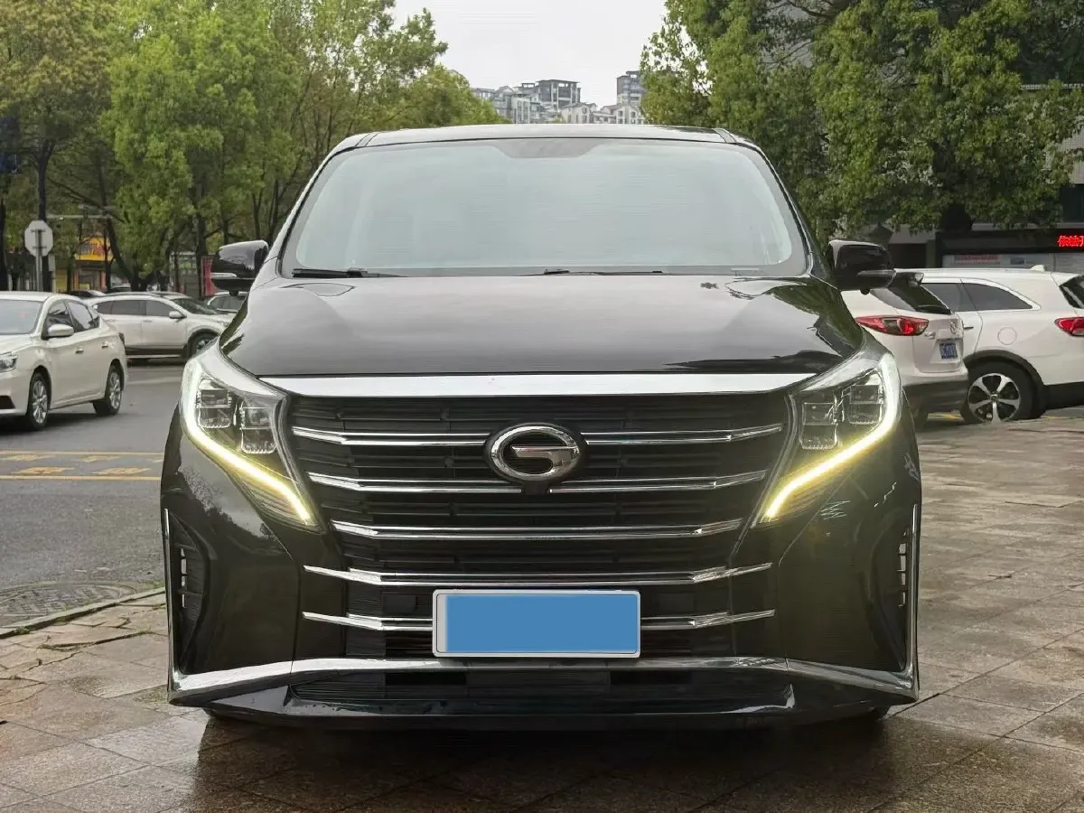 2021 GAC Trumpchi M8 2.0T 252HP L4 8AT,autocango,china used car exporter,china ev exporter,chinese used car exporter,chinese used ev exporter