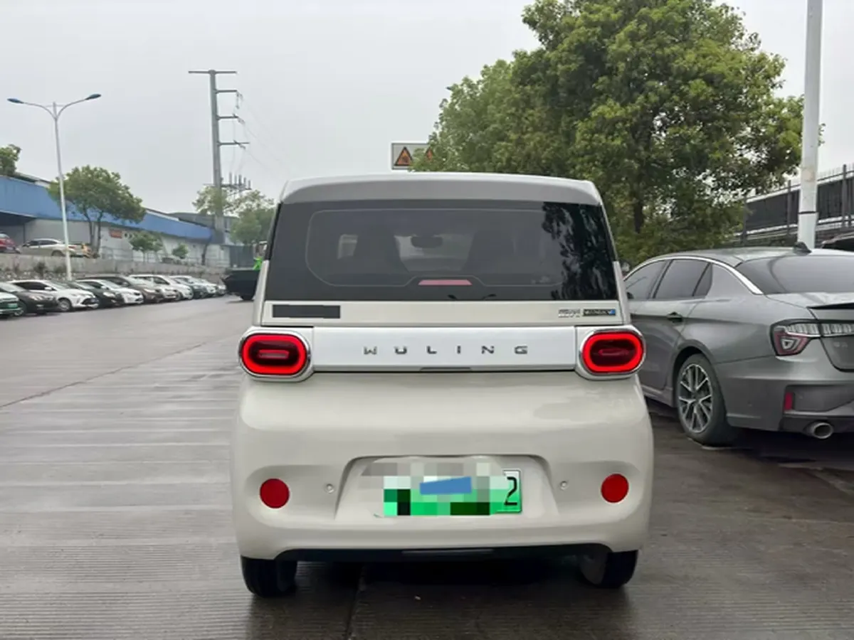 2024 WuLing HongGuang MINI EV BEV 17.3KWH,autocango,china used car exporter,china ev exporter,chinese used car exporter,chinese used ev exporter