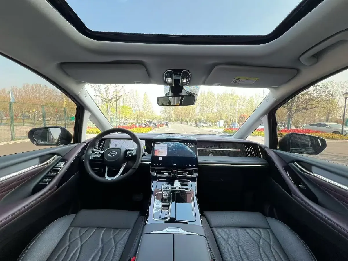 2024 GAC Trumpchi M8 2.0T 252HP L4 8AT,autocango,china used car exporter,china ev exporter,chinese used car exporter,chinese used ev exporter