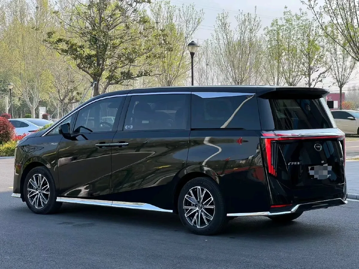 2024 GAC Trumpchi M8 2.0T 252HP L4 8AT,autocango,china used car exporter,china ev exporter,chinese used car exporter,chinese used ev exporter